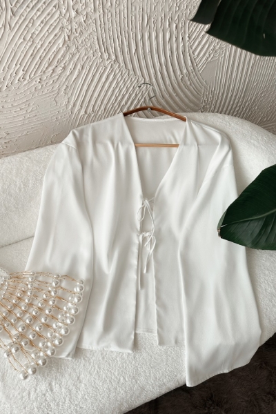 Olivya Beyaz Saten Gömlek