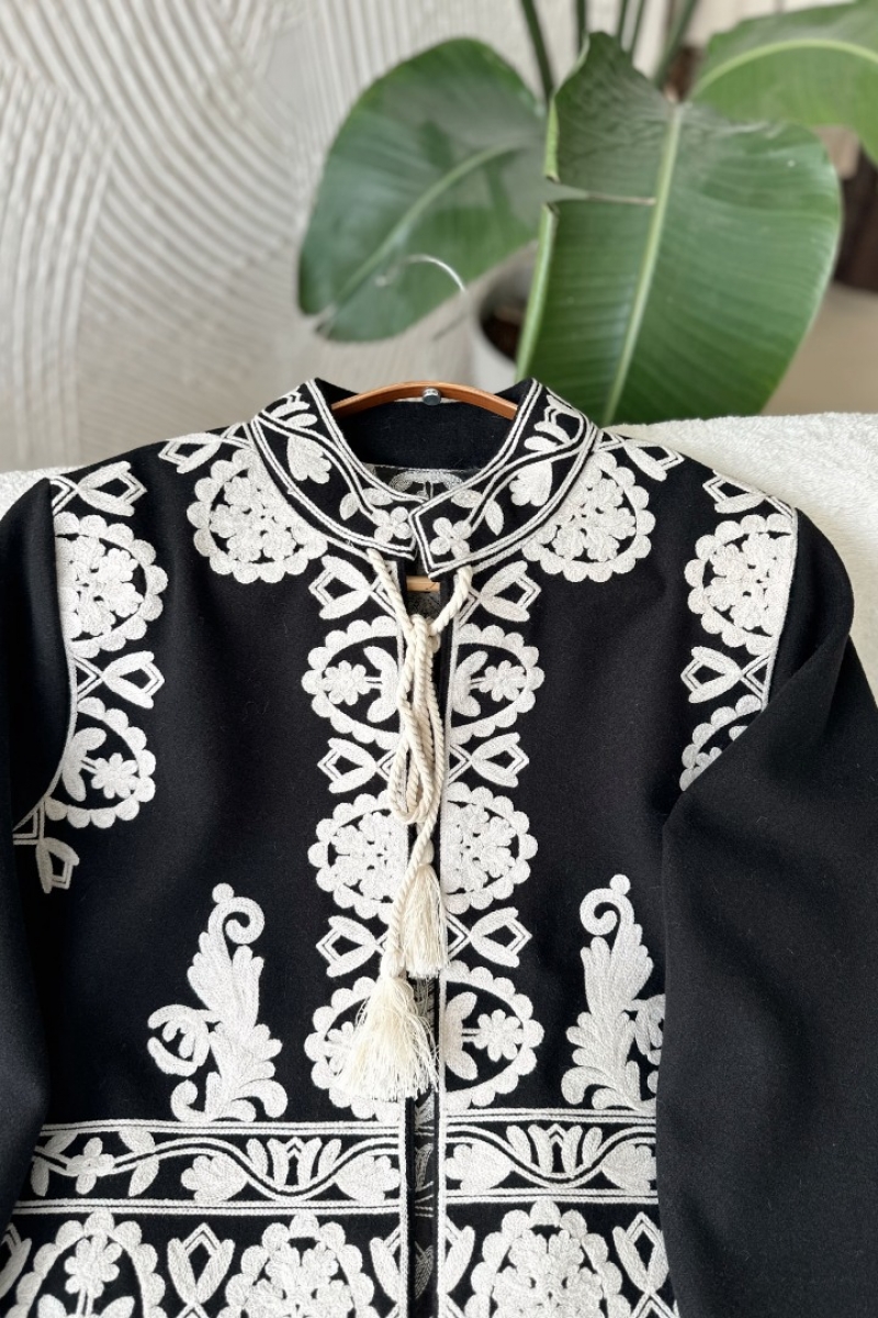 Poll Hira Siyah Ceket