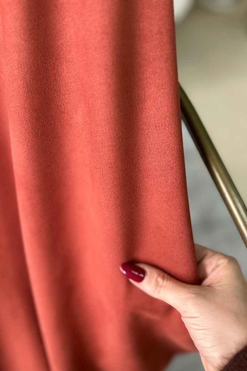 Tina Kiremit Uzun Etek