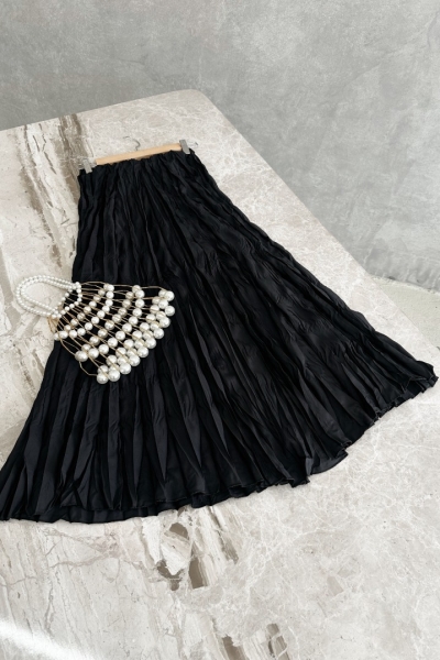 Mati Siyah Kırışık Uzun Etek