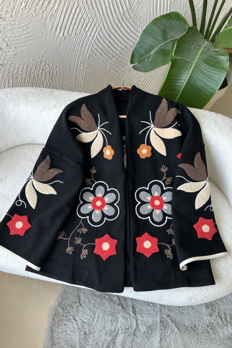 Kardelen Siyah Ceket