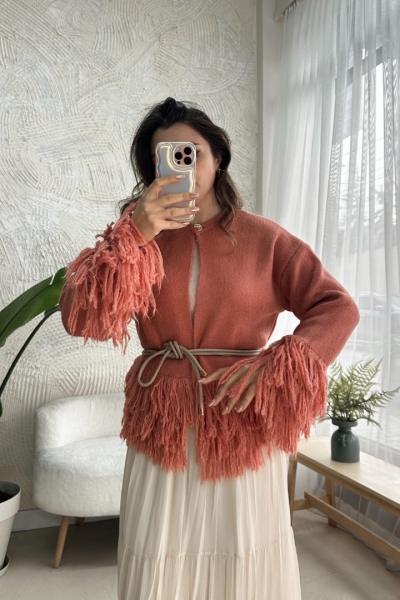 Poll Feza Somon Hırka