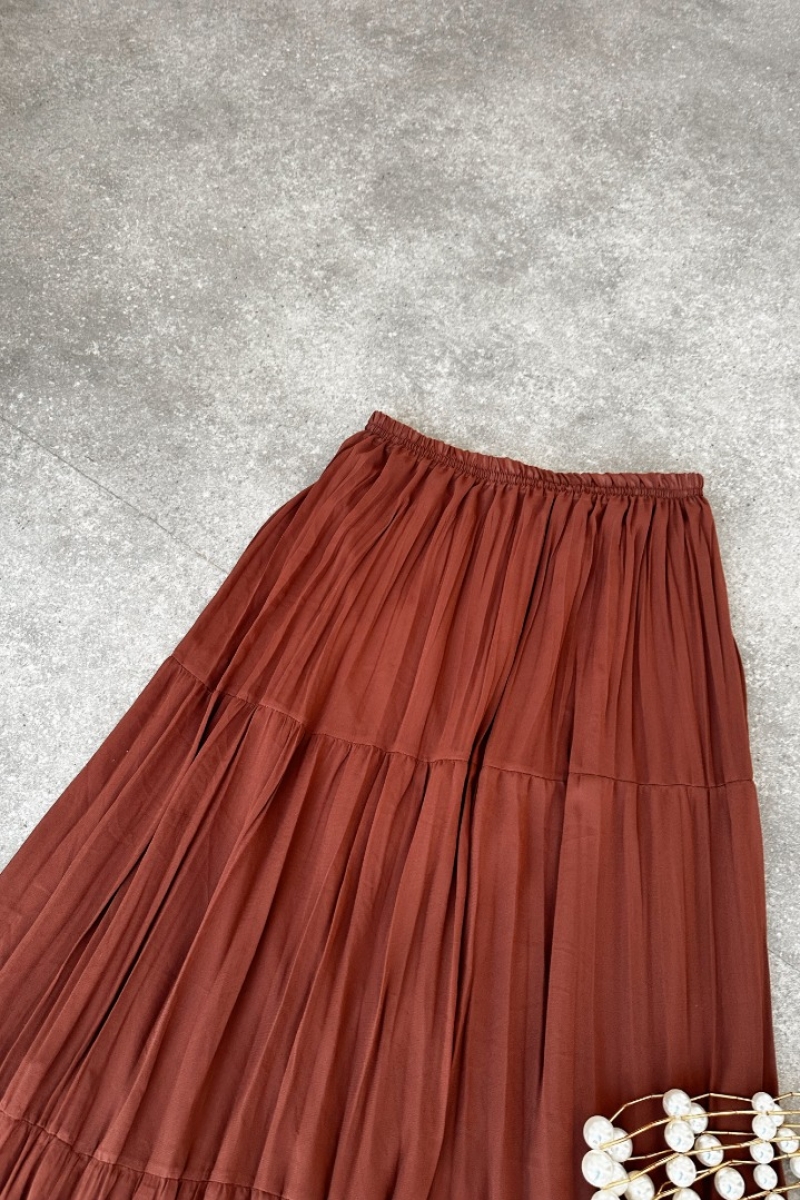 Lara Taba Etek