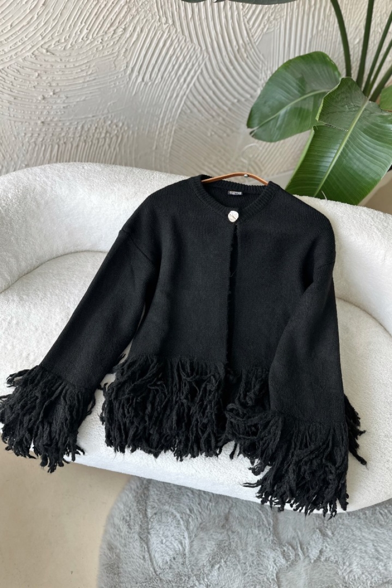 Poll Feza Siyah Hırka