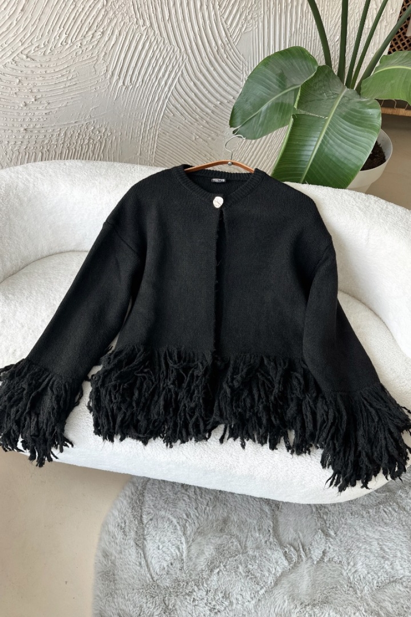 Poll Feza Siyah Hırka