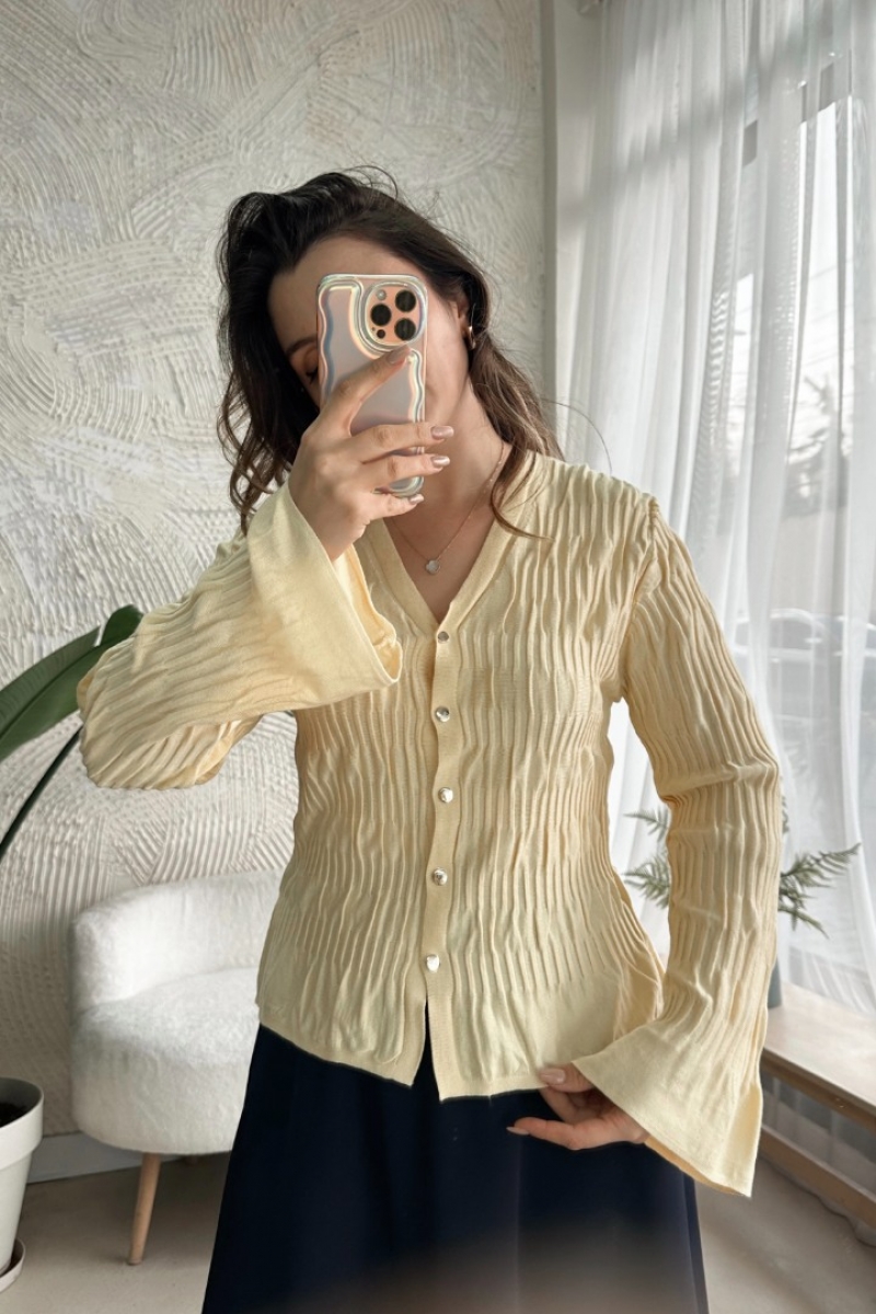 Poll Tanya Sarı Hırka