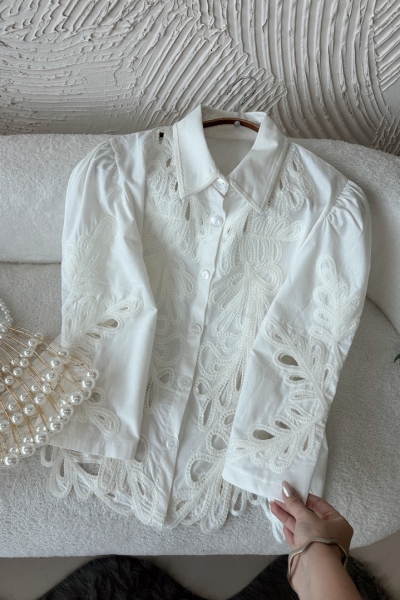 Füsun Beyaz Gömlek