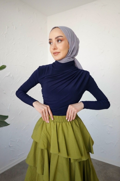 Zahel Lacivert Drapeli Dik Yaka Bluz