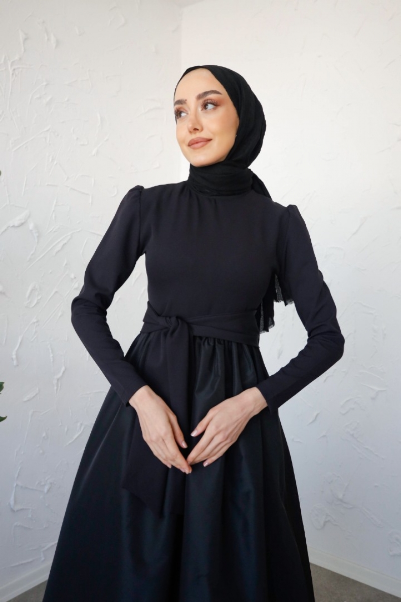 Henna Siyah Uzun Elbise