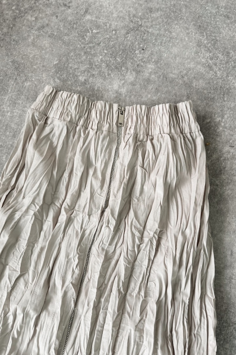 Sara Taş Rengi Fermuarlı Etek